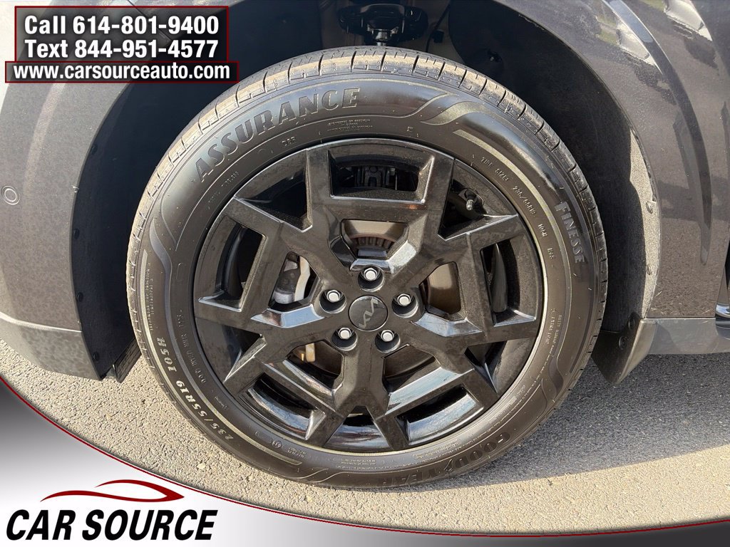 Used 2026 Kia Carnival SX w/ SX Dark Edition Package FWD image 26