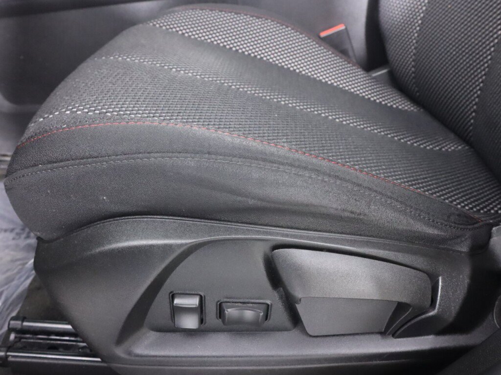 Used 2016 Chevrolet Equinox LS AWD/4WD image 24