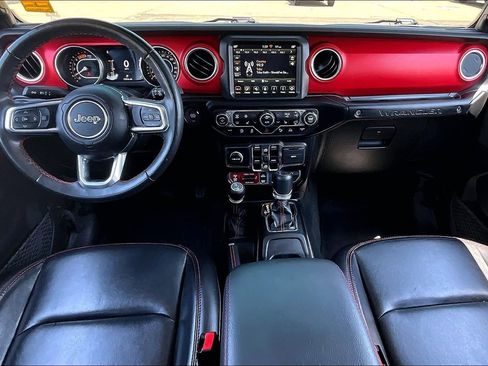 Used 2023 Jeep Wrangler Unlimited Rubicon AWD/4WD image 15