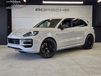New 2025 Porsche Cayenne Turbo