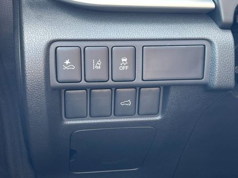 Used 2026 Mitsubishi Eclipse Cross Black Edition image 30