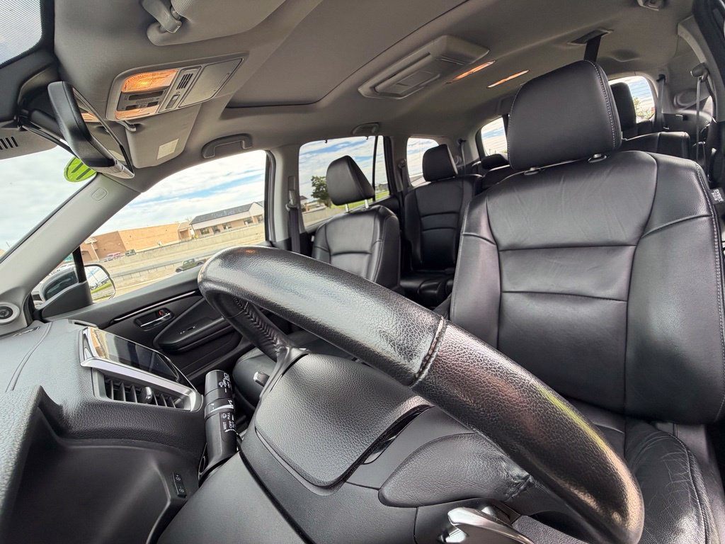 Used 2017 Honda Pilot Touring image 26