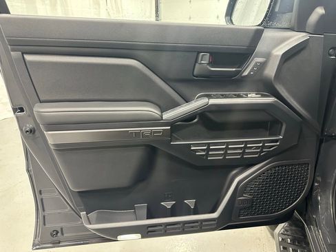 Used 2025 Toyota 4Runner TRD Off-Road Premium w/ Tow Technology Package image 8