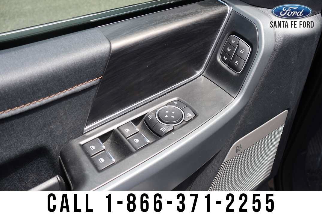 Used 2025 Ford F150 Lariat w/ Equipment Group 501A Mid AWD/4WD image 17