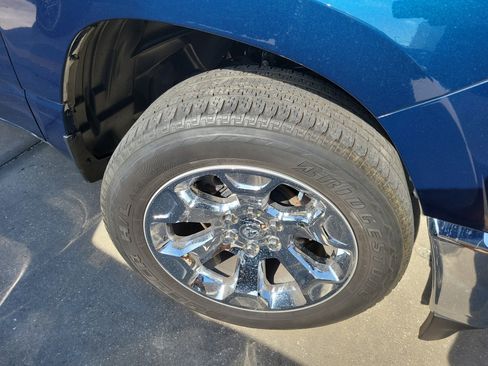 Used 2022 RAM 1500 Big Horn AWD/4WD image 7