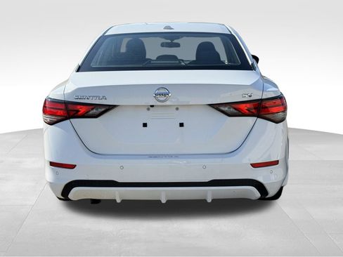 Used 2021 Nissan Sentra SV FWD image 4