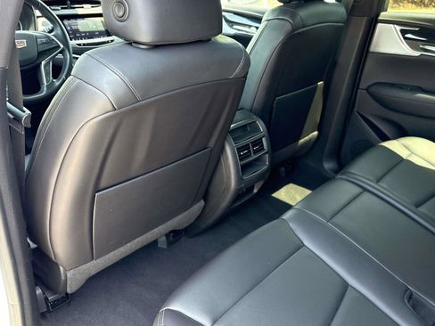 Used 2023 Cadillac XT5 Premium Luxury FWD image 31