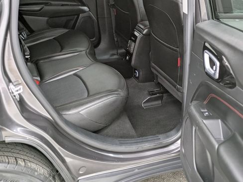 Used 2022 Jeep Compass Trailhawk AWD/4WD image 16