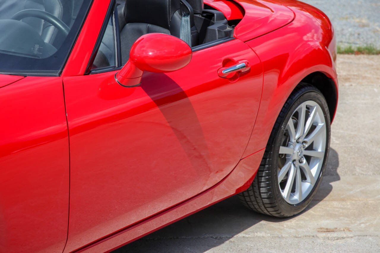 Used 2007 MAZDA MX-5 Miata Grand Touring w/ Premium Pkg RWD image 7
