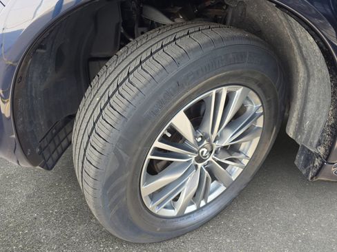 Used 2022 INFINITI QX80 Luxe w/ Cargo Package AWD/4WD image 31