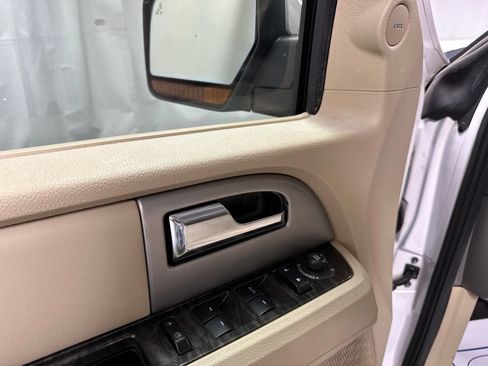 Used 2017 Ford Expedition EL Limited AWD/4WD image 15