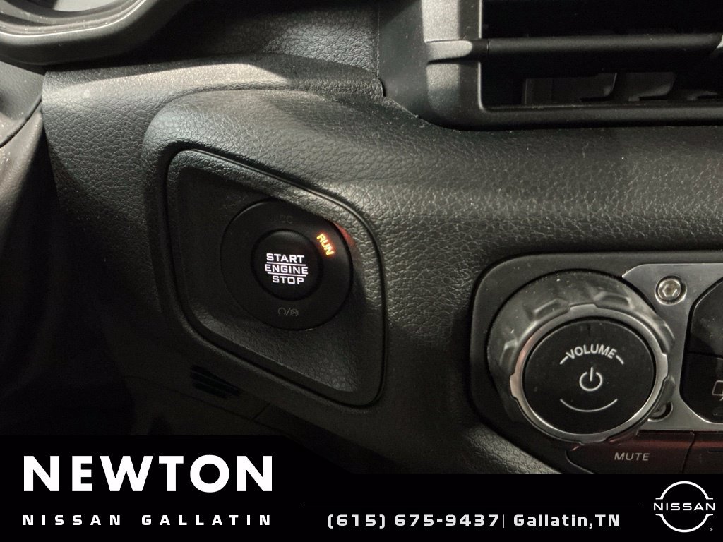 Used 2024 Jeep Wrangler Unlimited w/ Convenience Group AWD/4WD image 26