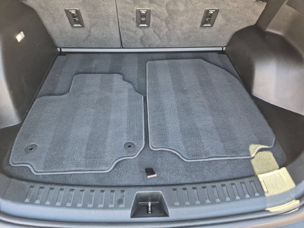 Used 2026 Chevrolet Equinox LT FWD image 25