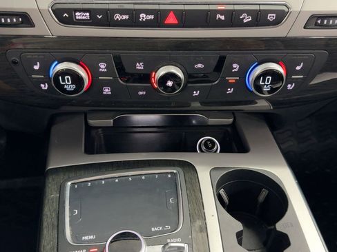 Used 2018 Audi Q7 2.0T Premium Plus w/ Premium Plus Package image 18