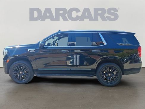 Used 2024 GMC Yukon SLT w/ SLT Premium Package image 4