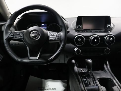 Used 2024 Nissan Sentra S image 17