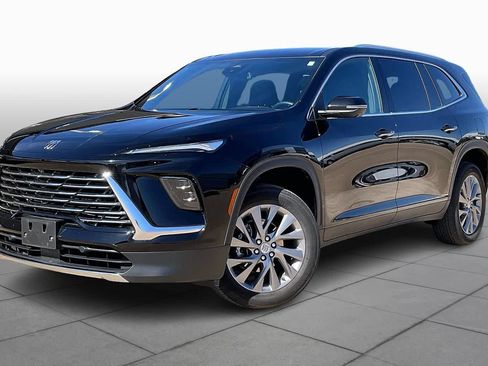 Certified 2025 Buick Enclave Preferred image 3