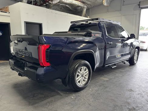 Used 2022 Toyota Tundra SR5 w/ SR5 Convenience Package image 4