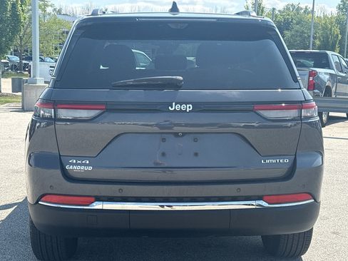 Used 2024 Jeep Grand Cherokee Limited w/ Luxury Tech Group II AWD/4WD image 7