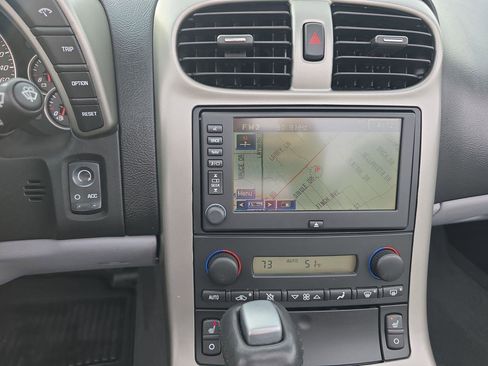 Used 2005 Chevrolet Corvette Convertible w/ Preferred Equipment Group image 9