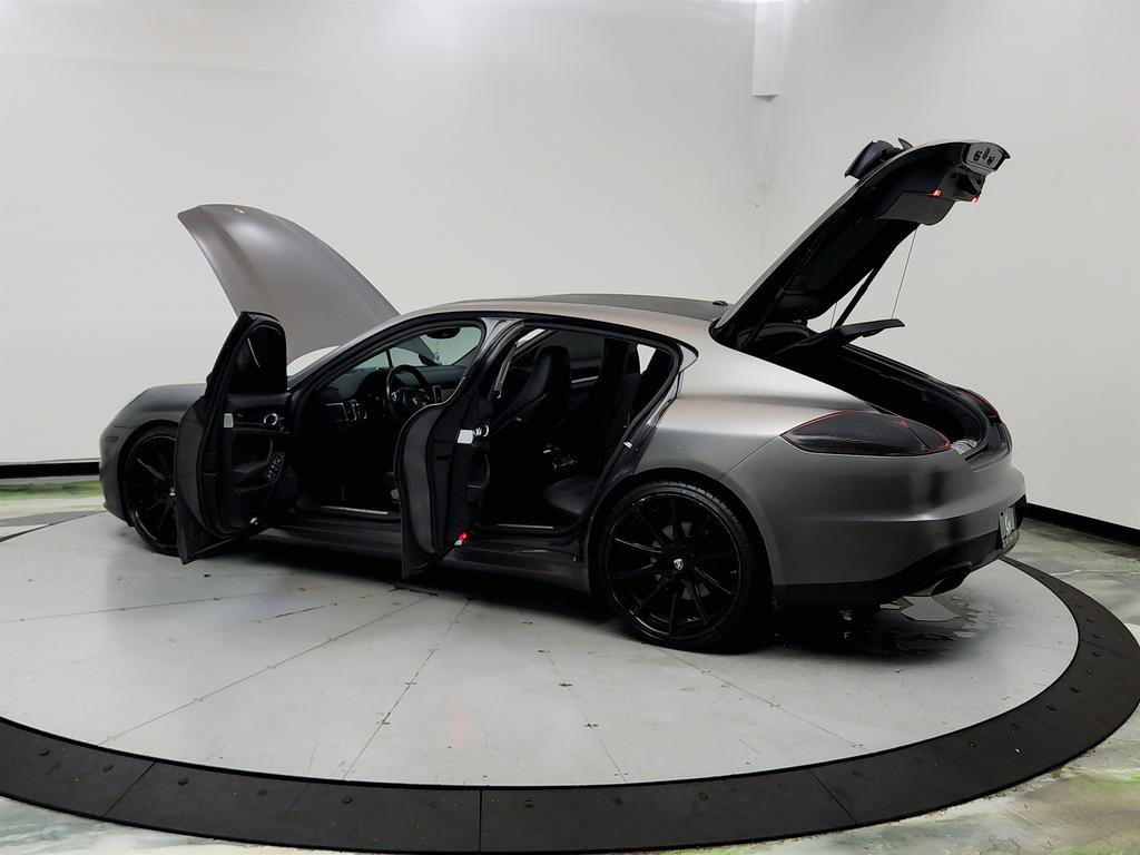 Used 2014 Porsche Panamera 4 AWD/4WD image 12