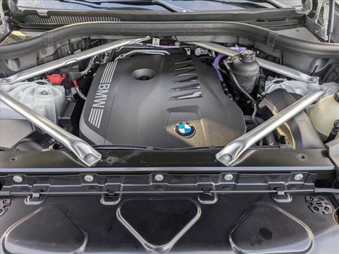 Used 2024 BMW X6 xDrive40i w/ Executive Package image 23