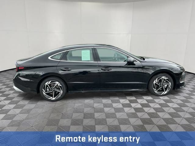 New 2026 Hyundai Sonata SEL AWD/4WD image 9