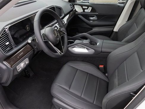 New 2026 Mercedes-Benz GLE 450 GLE 450 image 2