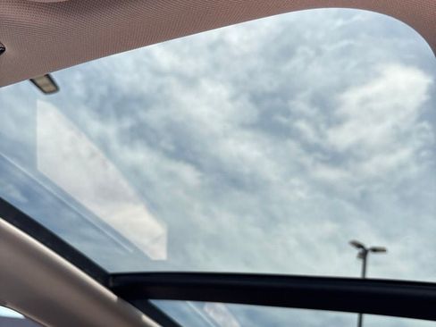 Used 2025 Kia Sorento S w/ Panoramic Sunroof Package FWD image 23