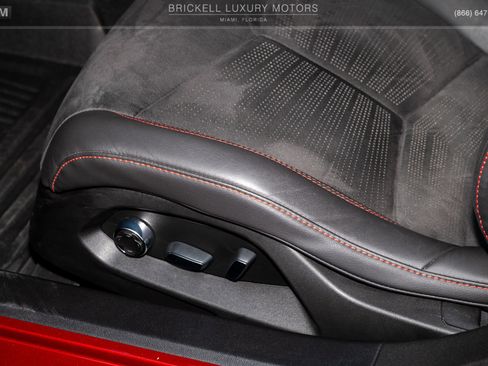 Used 2021 Chevrolet Corvette Stingray Premium Cpe w/ Z51 Performance Package image 55