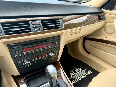 Used 2009 BMW 328i Sedan RWD image 18