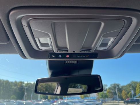 Used 2026 Chevrolet Silverado 2500 Custom w/ Custom Value Package image 30