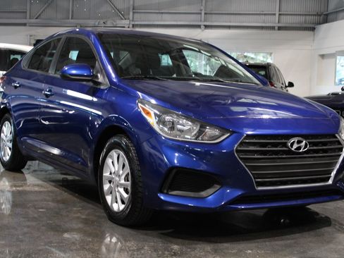 Used 2018 Hyundai Accent SEL image 3