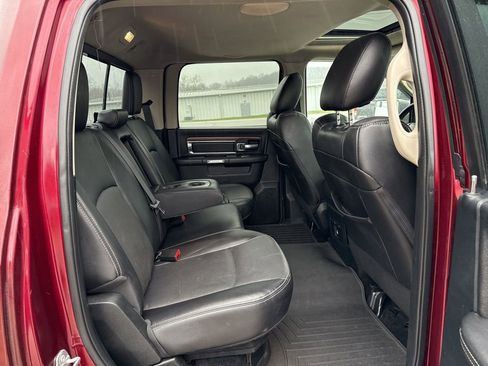 Used 2017 RAM 1500 Laramie w/ Convenience Group AWD/4WD image 14