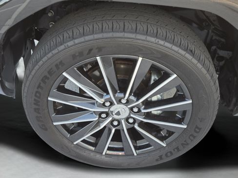 Used 2025 Lexus GX 550 w/ Accessory Package (Z1) AWD/4WD image 30