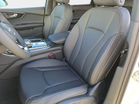 Used 2026 Audi Q7 3.0T Premium Plus w/ Premium Plus Package AWD/4WD image 16