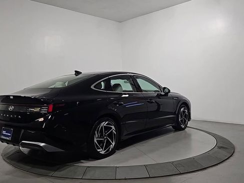 Certified 2024 Hyundai Sonata SEL w/ Convenience Package image 5