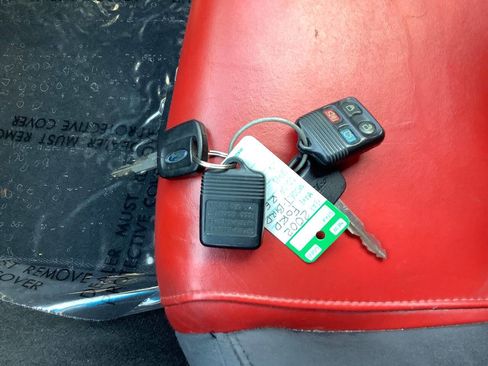 Used 2002 Ford Thunderbird Deluxe image 45