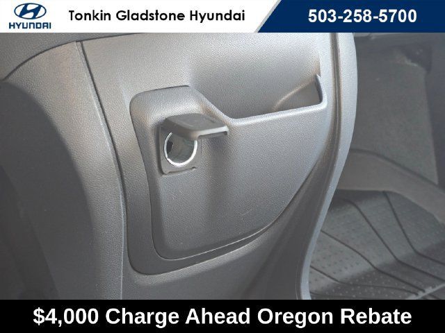 Used 2020 Chevrolet Bolt Premier w/ Infotainment Package FWD image 32