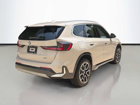 Certified 2026 BMW X1 xDrive28i AWD/4WD image 3