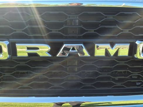 Used 2021 RAM 3500 Tradesman w/ Chrome Appearance Group AWD/4WD image 16