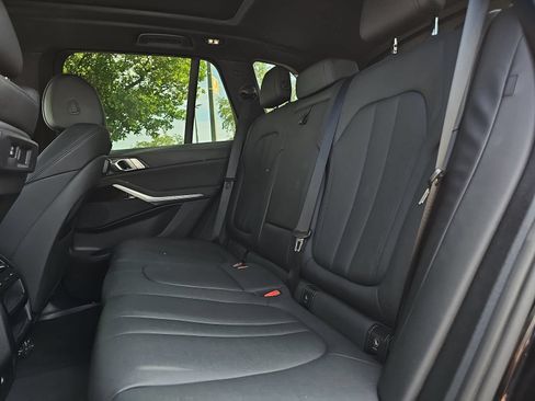Used 2020 BMW X5 sDrive40i w/ Parking Assistance Package RWD image 14
