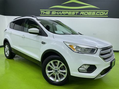 Used 2018 Ford Escape SE AWD/4WD image 1