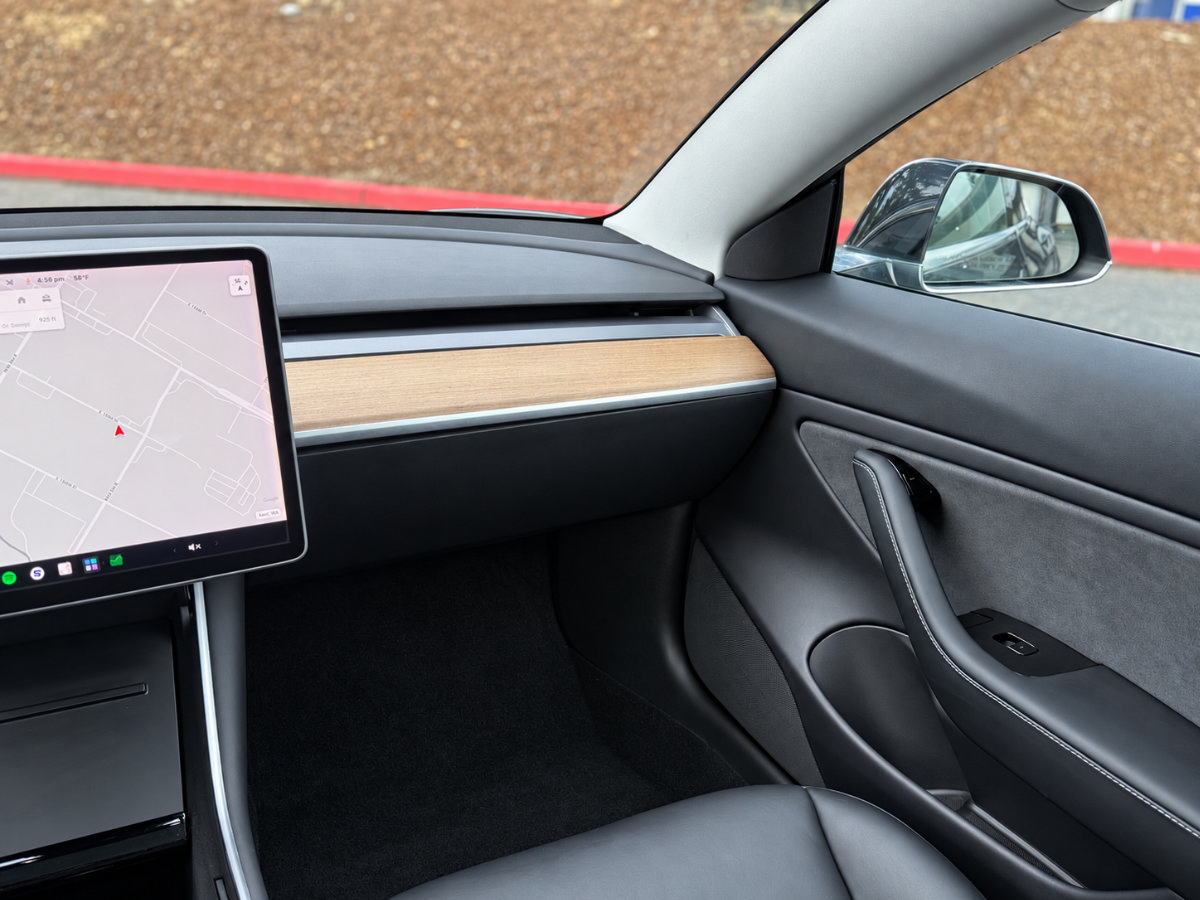 Used 2019 Tesla Model 3 Standard Range Plus RWD image 21