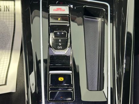 Used 2024 Volkswagen GTI Autobahn image 25