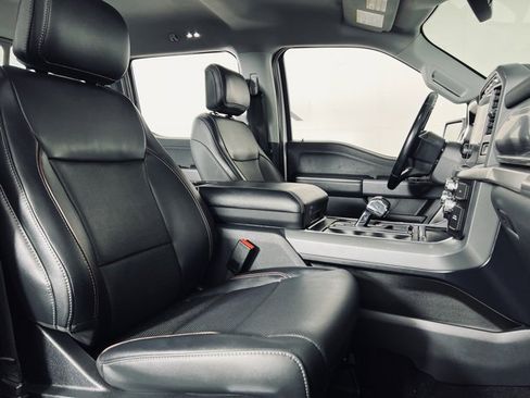 Used 2021 Ford F150 Lariat w/ Max Trailer Tow Package image 19