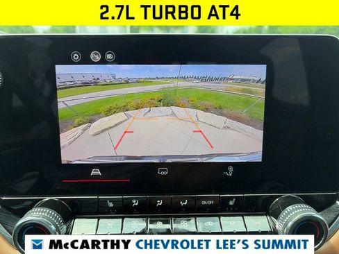 Used 2025 GMC Canyon AT4 AWD/4WD image 12