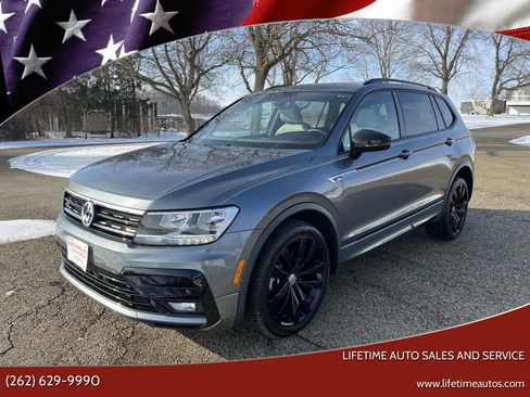 Used 2021 Volkswagen Tiguan SE R-Line w/ 3rd Row Seat Package image 1