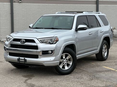 Used 2016 Toyota 4Runner Limited image 2