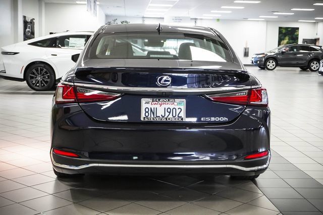 Used 2019 Lexus ES 300h FWD image 7